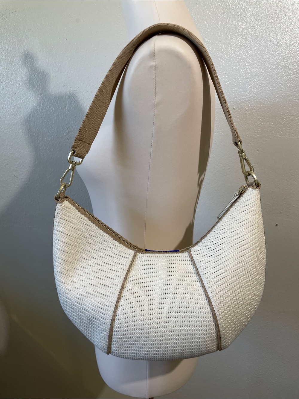 Coastal Quiet Luxury Woven Hobo Shoulder Bag Cream Tan Rothy’s The Crescent Bag